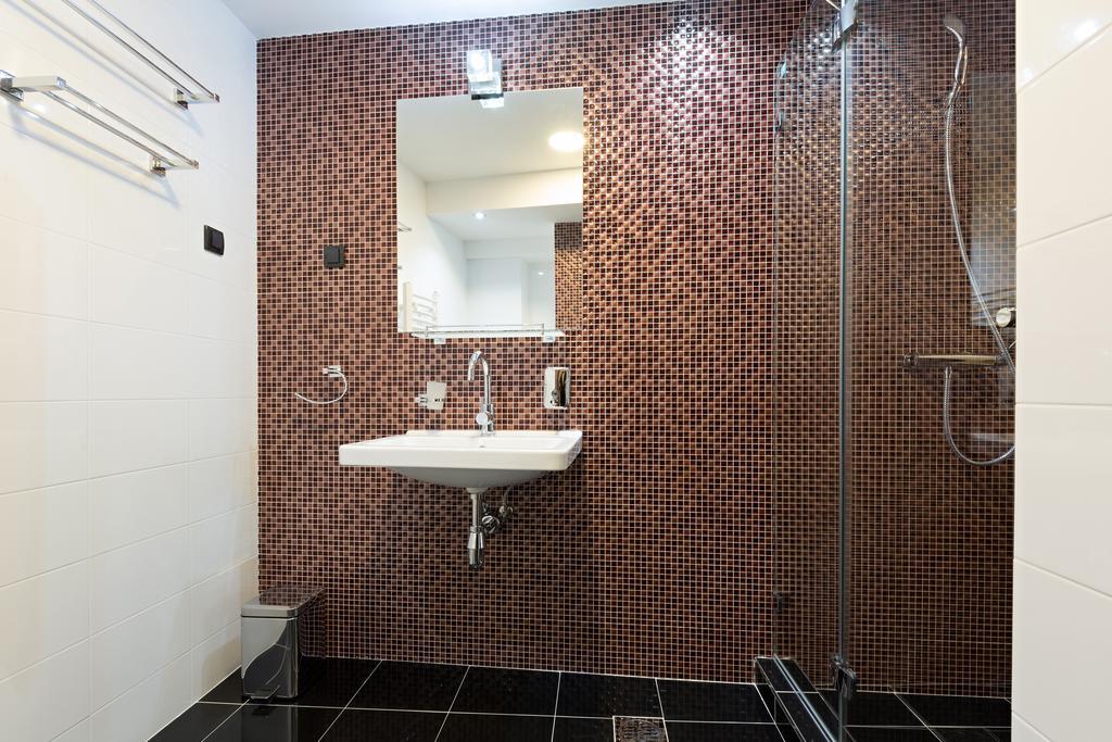 Hotel Sterling Garni Belgrado Esterno foto