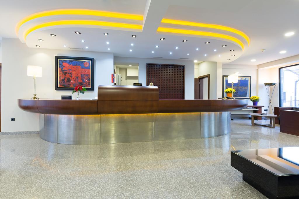 Hotel Sterling Garni Belgrado Esterno foto